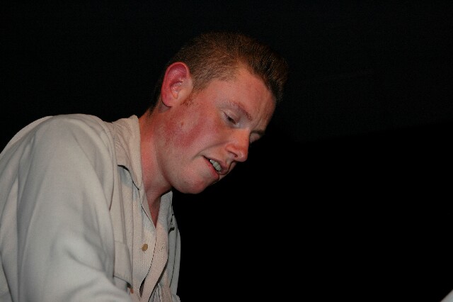 min 2006 11 25 riot 336